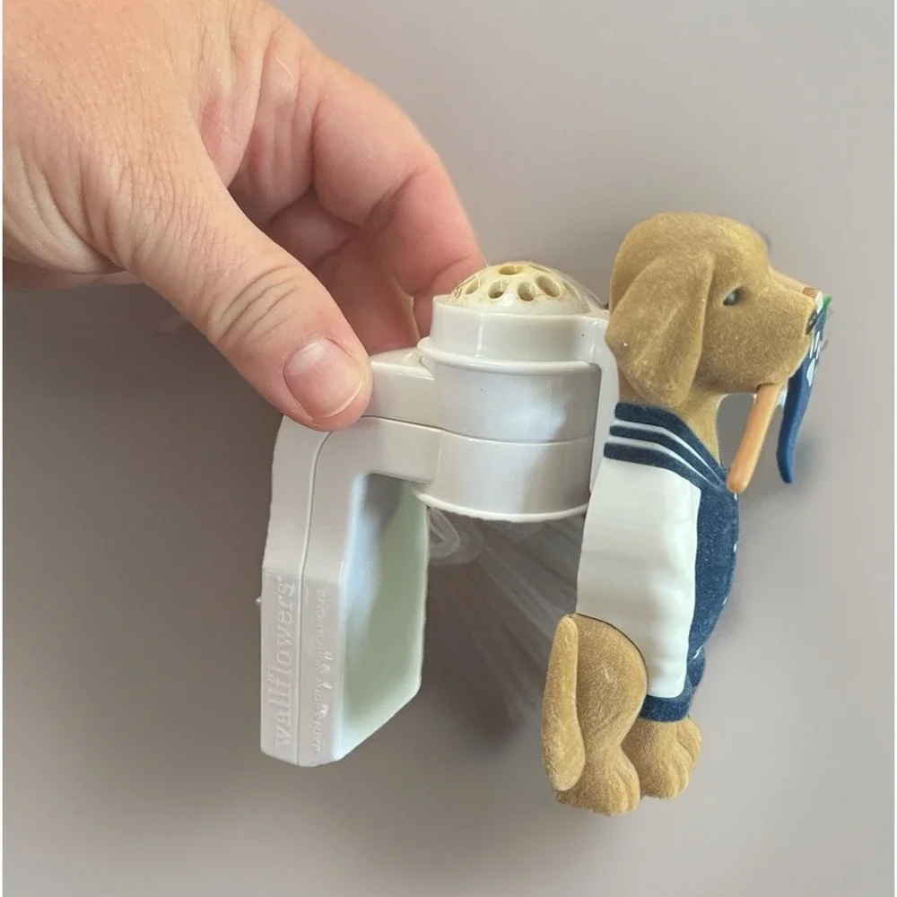 Bath & Body Works‎ Collegiate Labrador Dog w/ Flag Wallflower Fragrance Plug